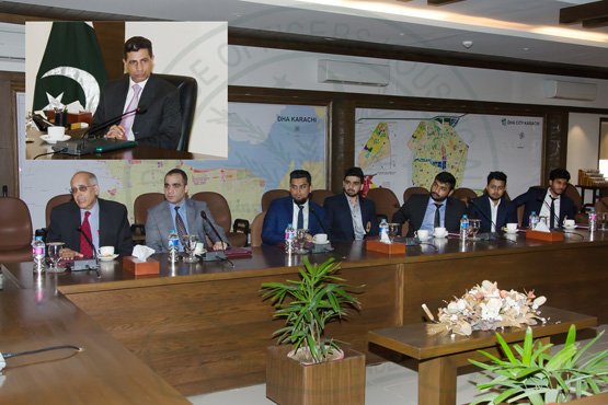 GROUP OF DHA SUFFA UNIVERSITY STUDENTS CALL ON ADMINISTRATOR DHA